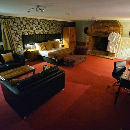 Country Retreat At Judd'S Folly Hotel Faversham Buitenkant foto